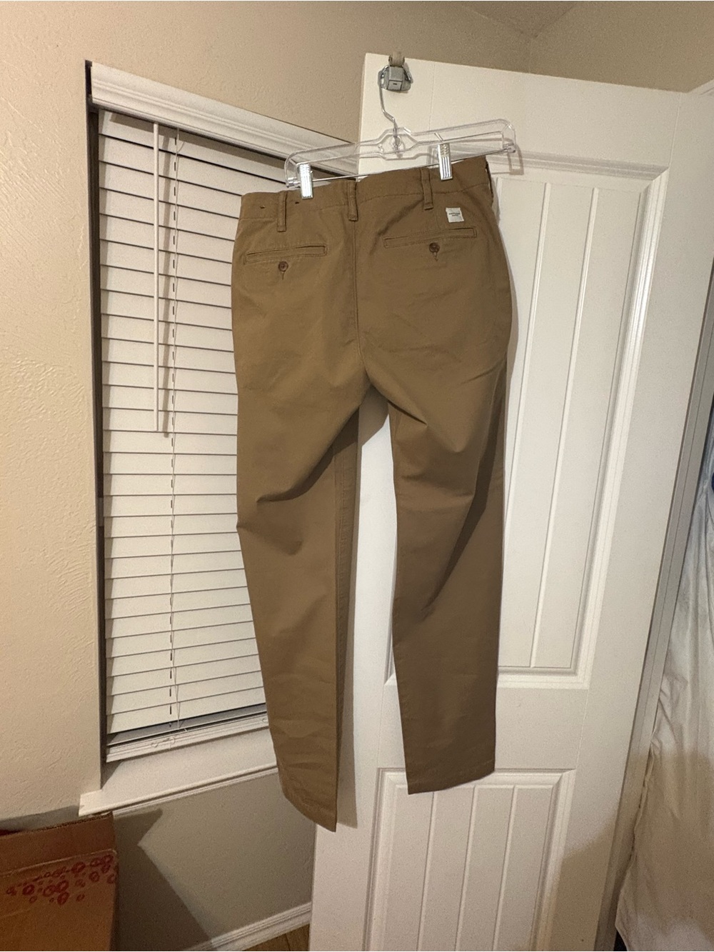 American Eagle Outfitters Men's Khaki Straight Chinos - Brown - Picture 2 of 4
